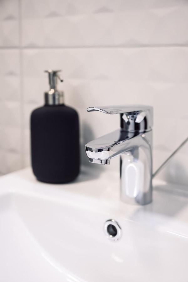 Rothko Apartment/8 Guests/4Bedrooms/Riga Old Town Luaran gambar